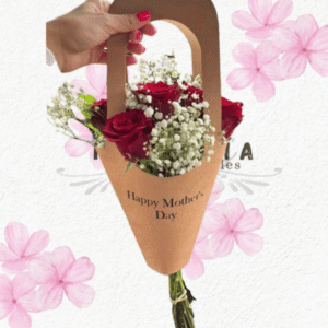 Cono en delicadas rosas
