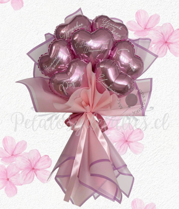 Ramo en corazones y linda envoltura en tono rosado