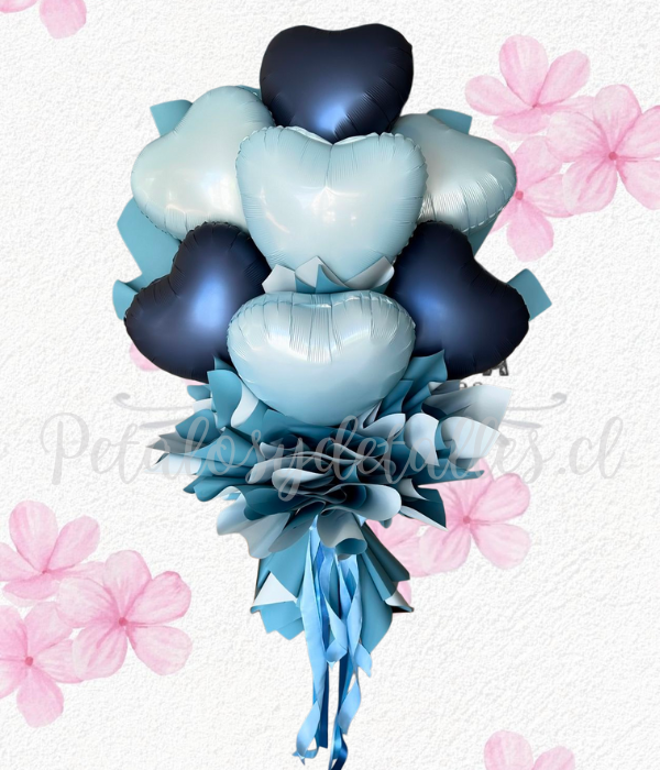 Ramo en corazones tonos azules, envoltorio celeste o azul