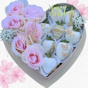 Caja corazon en 8 frutillas decoradas y 6 rosas eternas