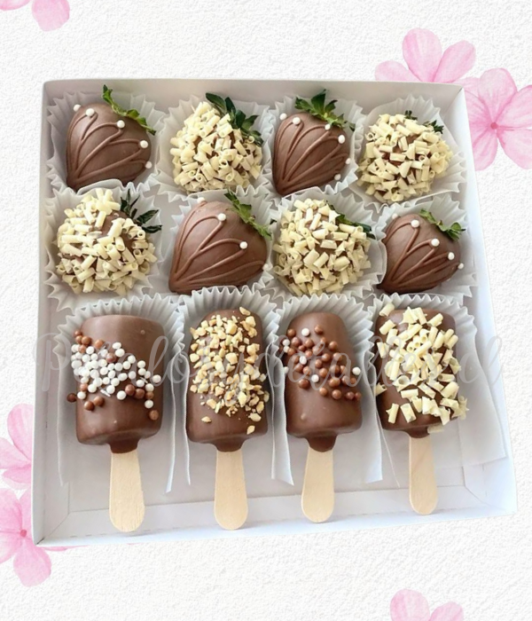 Cajita decorativa en 8 frutillas y 4 paletas de chocolate