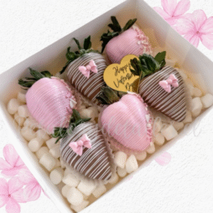 Caja cuadrada en 6 frutillas decoradas con chocolate