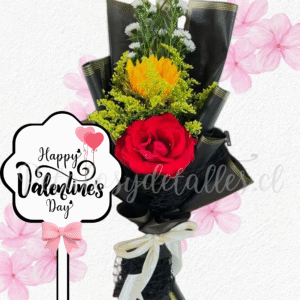 Ramo abierto en 2 flores follaje verde y topper