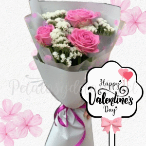 Ramito encantador 3 rosas importadas follaje, ilusión y topper