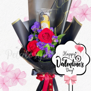 Ramo extendido en 2 rosas y 3 bombones ferreros mas topper