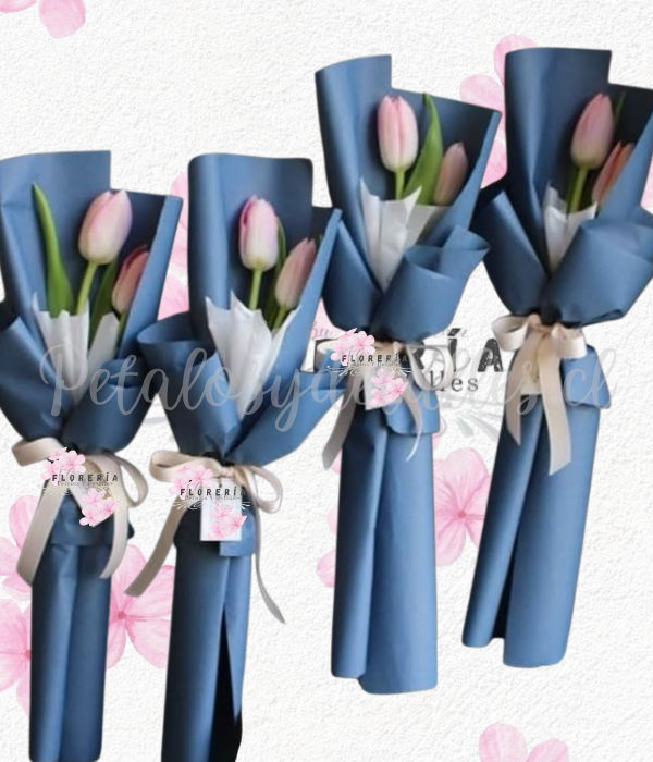 Pack elegance en 4 ramitos de 2 tulipanes y linda envoltura