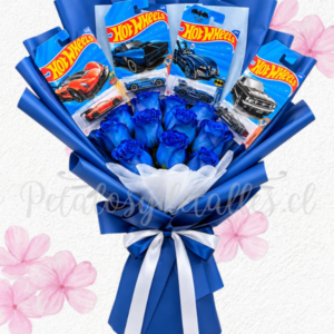 Ramo bouquet en 10 rosas importada y 4 carritos HOT WHEELS